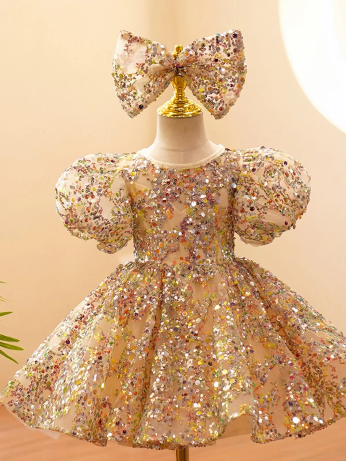 Custom Child Girls Evening Dresses Champagne Gold Luxury Birthday Party Gown Sequin Pageant Formal Dress Teen Wedding Prom Frock
Custom Child Girls Evening Dresses Champagne Gold Luxury Birthday Party Gown Sequin Pageant Formal Dress Teen Wedding Prom Frock