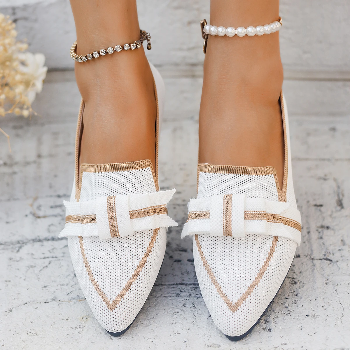 Women's Loafers Ballet Flats Pointed Toe Barefoot Slip-on Casual Low Heel Luxury Brand Woman Shoe New in Butterfly Sneakers
Women's Loafers Ballet Flats Pointed Toe Barefoot Slip-on Casual Low Heel Luxury Brand Woman Shoe New in Butterfly Sneakers