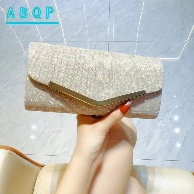 New Dinner Clutch Bag with Diamonds Shiny Dinner Women's Clutch Bag High Quality Luxury Shiny Women's Shoulder Messenger Bag
New Dinner Clutch Bag with Diamonds Shiny Dinner Women's Clutch Bag High Quality Luxury Shiny Women's Shoulder Messenger Bag