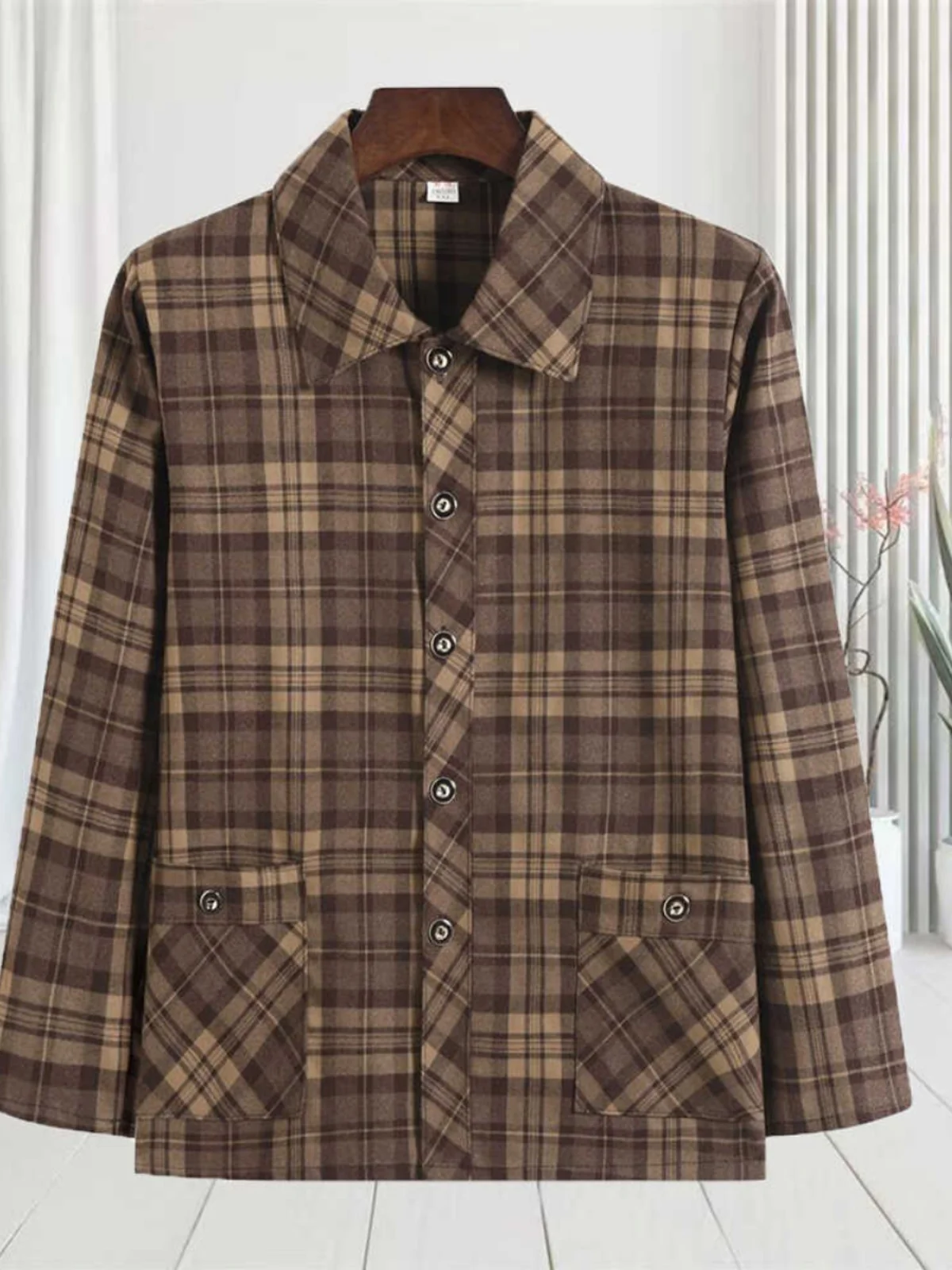 Весенне-осенняя свободная повседневная тонкая верхняя одежда в клетку для женщин среднего возраста и мам, стильная и модная...
Весенне-осенняя свободная повседневная тонкая верхняя одежда в клетку для женщин среднего возраста и мам, стильная и модная...