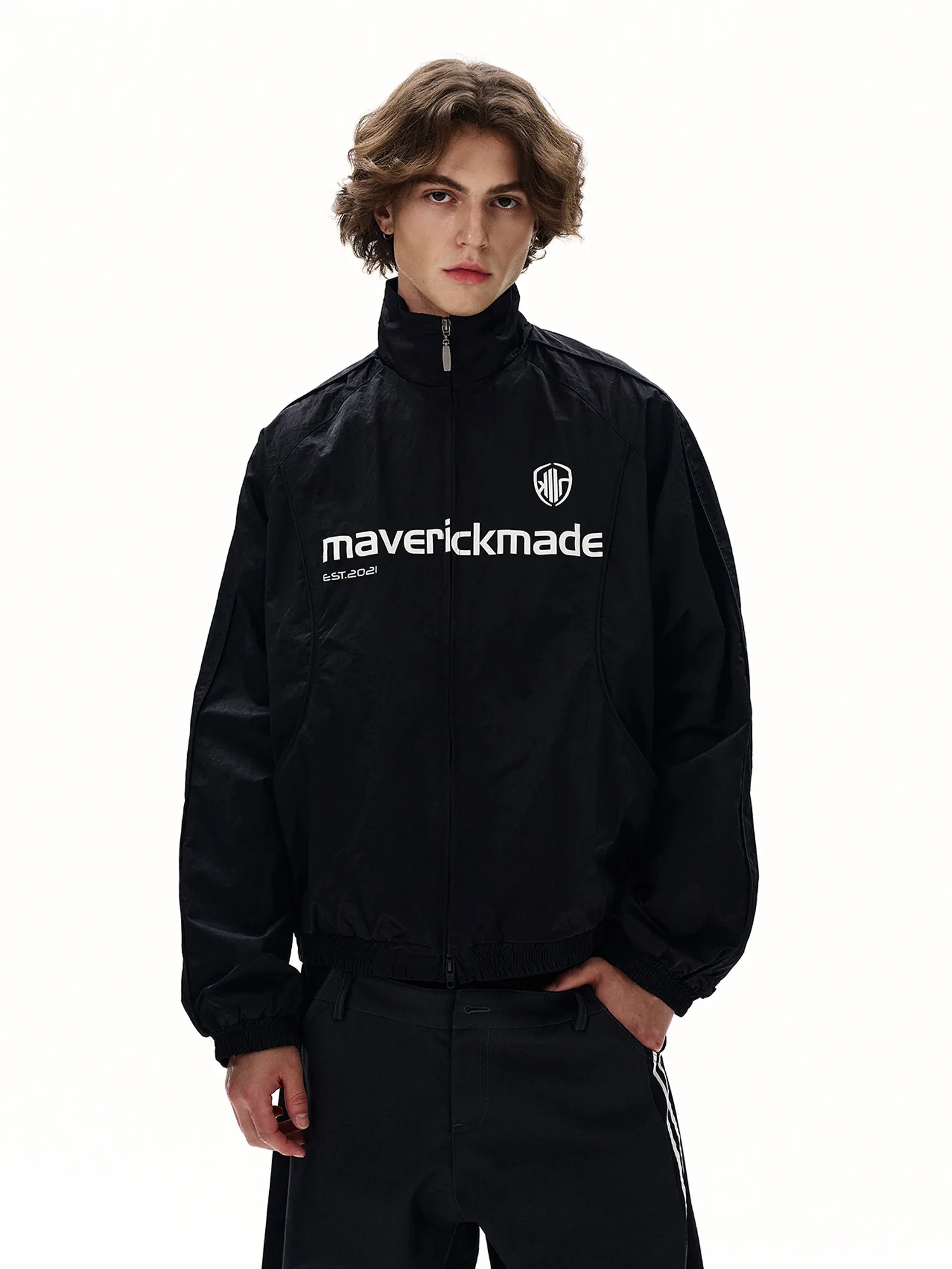 Американская уличная куртка с деконструированным принтом и воротником-стойкой, свободного кроя, повседневная, весенне-осенняя, универсальная верхняя одежда
Американская уличная куртка с деконструированным принтом и воротником-стойкой, свободного кроя, повседневная, весенне-осенняя, универсальная верхняя одежда