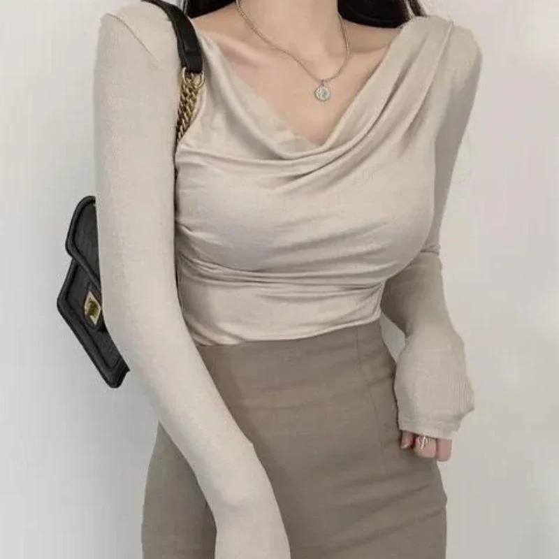 Pop V Neck Long Sleeve T-Shirt Women Summer New Slim Casual Top Winter Solid Bottom Shirts New Korean
Pop V Neck Long Sleeve T-Shirt Women Summer New Slim Casual Top Winter Solid Bottom Shirts New Korean