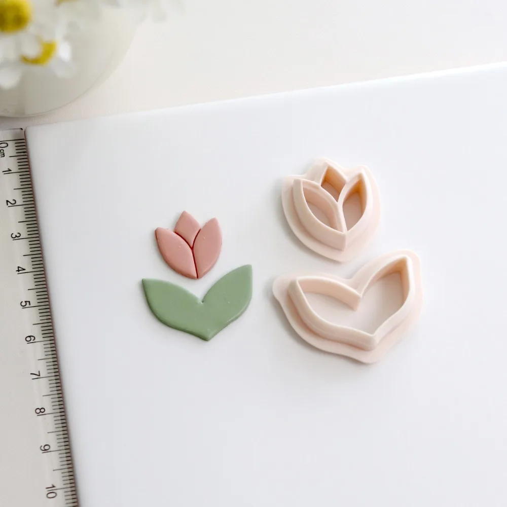 2 шт., резак для цветочной полимерной глины, дизайнерский DIY глина, ювелирные изделия, серьги, форма для резки керамики, керамическая текстура, инструмент для тиснения
2 шт., резак для цветочной полимерной глины, дизайнерский DIY глина, ювелирные изделия, серьги, форма для резки керамики, керамическая текстура, инструмент для тиснения