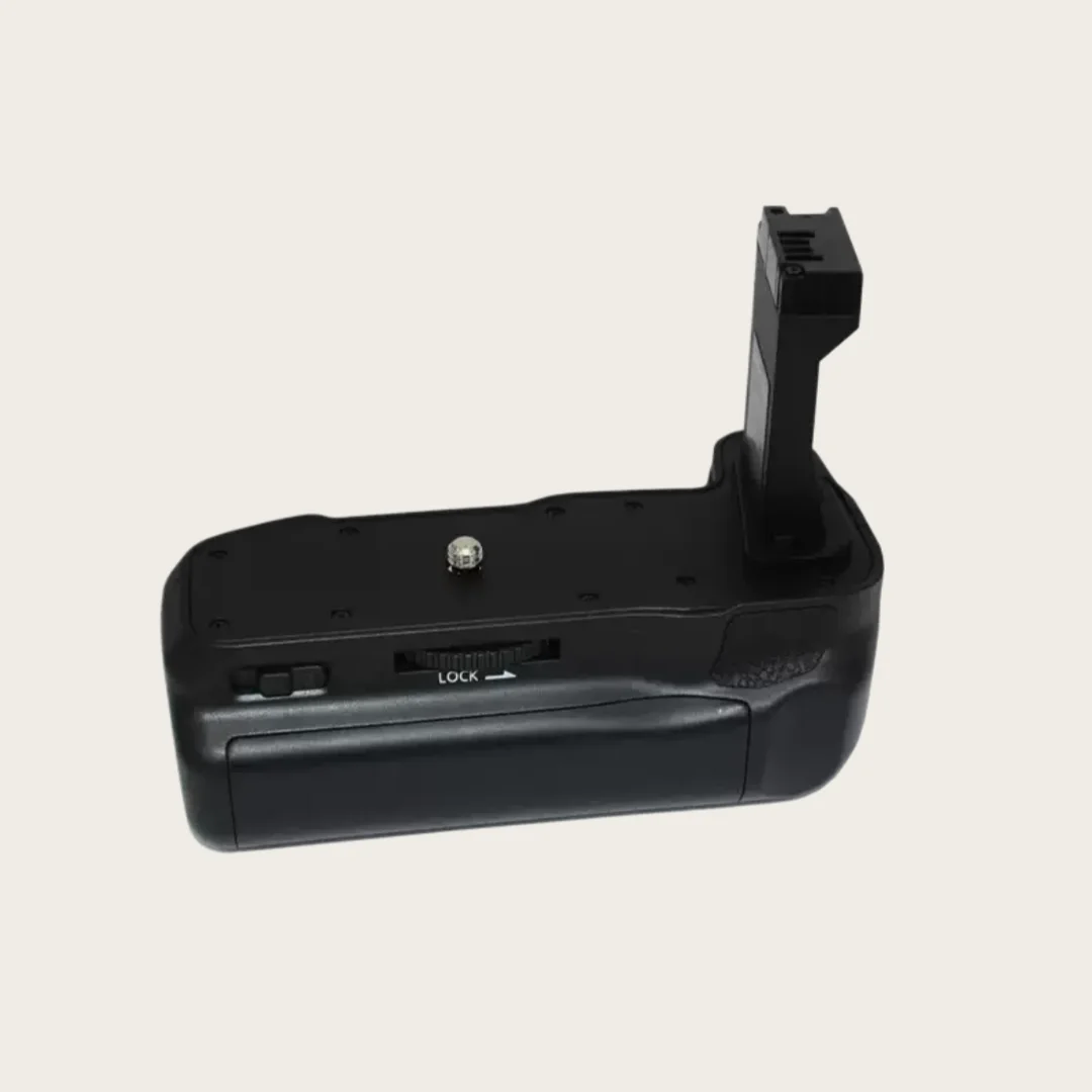 Replacement Vertical Battery Grip Compatible with Canon EOS 800D 77D T7i X9i 9000D
Replacement Vertical Battery Grip Compatible with Canon EOS 800D 77D T7i X9i 9000D