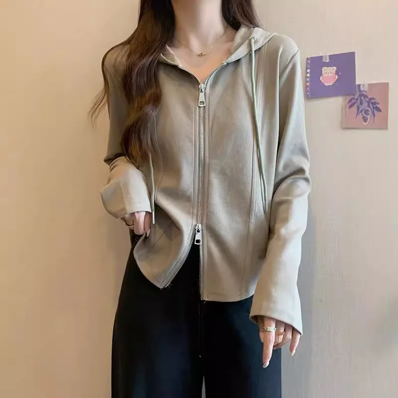 Женская приталенная толстовка-бомбер с капюшоном на молнии, весна-осень, с дизайном «рыбья кость»
Женская приталенная толстовка-бомбер с капюшоном на молнии, весна-осень, с дизайном «рыбья кость»