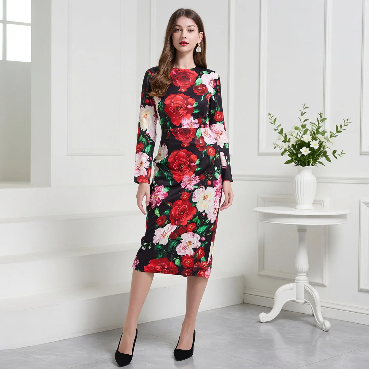 Elegant Vintage Rose Floral Mid-Length Slim Fit Bodycon Dress Gentle Wind Over-Knee High Waist Polymode Polyester Fiber
Elegant Vintage Rose Floral Mid-Length Slim Fit Bodycon Dress Gentle Wind Over-Knee High Waist Polymode Polyester Fiber
