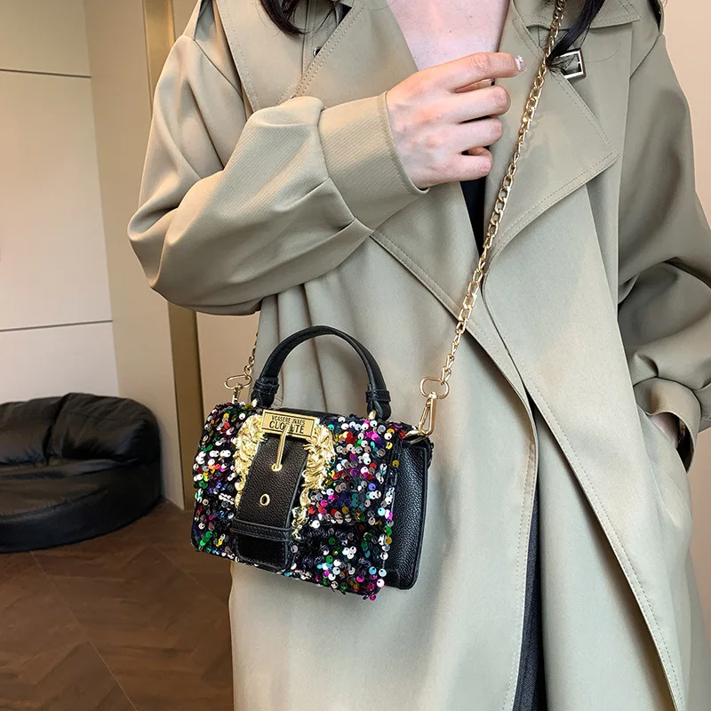 Кожаная повседневная сумка-конверт большого размера, структурированная форма с вместительным карманом, съемный ремень через плечо, роскошь на каждый день, новинка 2026 года
Кожаная повседневная сумка-конверт большого размера, структурированная форма с вместительным карманом, съемный ремень через плечо, роскошь на каждый день, новинка 2026 года