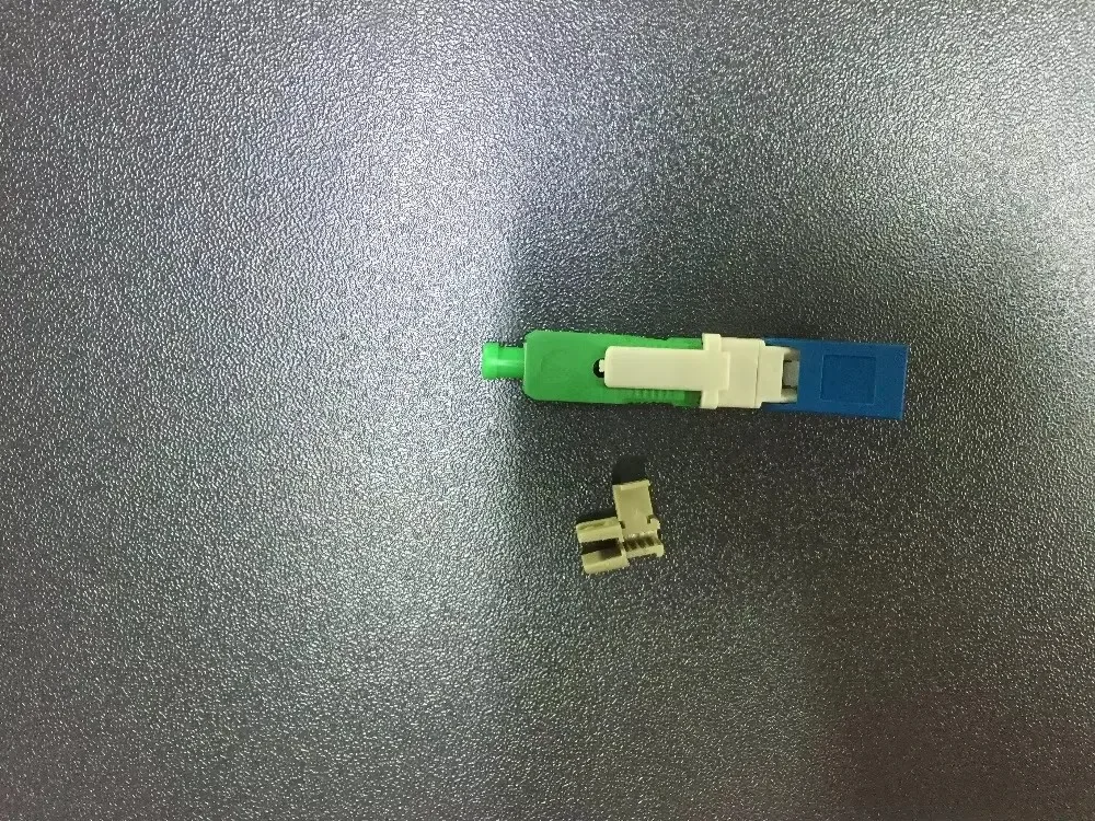 500PCS FTTH SC APC-2 Single-Mode Fiber Optic Quick Connector Set SC APC Fiber Optic Fast Connector for Telecommunications
500PCS FTTH SC APC-2 Single-Mode Fiber Optic Quick Connector Set SC APC Fiber Optic Fast Connector for Telecommunications