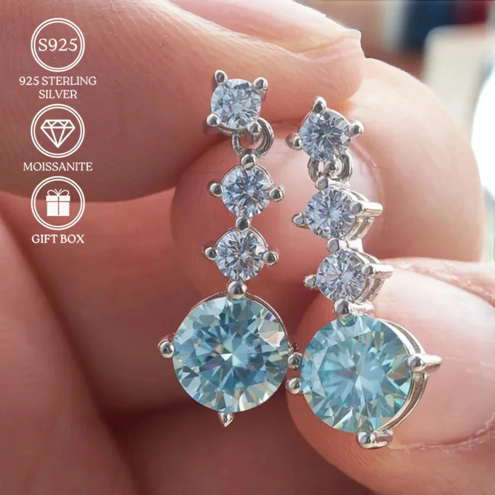 1pair 1.3 Ct Light Blue Moissanite Earrings Stud, 925 Silver Tassel Earrings Stud, Classic and Gorgeous, Perfect Gift.
1pair 1.3 Ct Light Blue Moissanite Earrings Stud, 925 Silver Tassel Earrings Stud, Classic and Gorgeous, Perfect Gift.