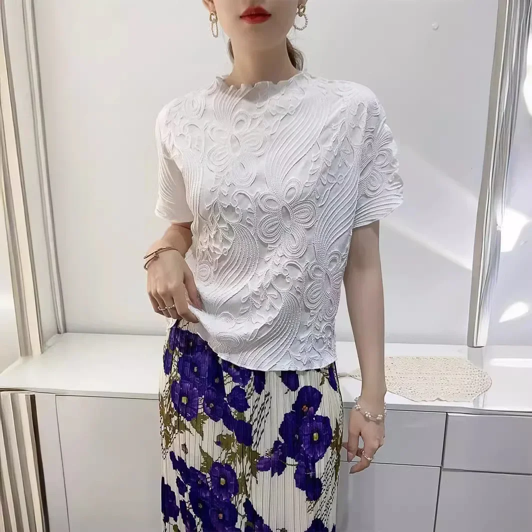 ALSEY Pleated Heavy Embroidered T-Shirt Niche Fashion Design Women's Tops Comfortable Casual Embroidered Clothes 2024 Summer New
ALSEY Pleated Heavy Embroidered T-Shirt Niche Fashion Design Women's Tops Comfortable Casual Embroidered Clothes 2024 Summer New