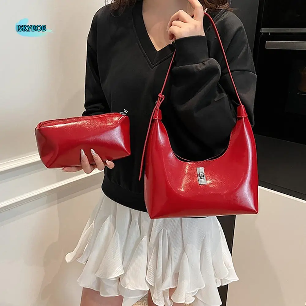 Portable Minimalist Style Leather Crescent Bag Casual Soft Half-moon Shoulder Bag Tote Commuting Hobo Bag Office Lady
Portable Minimalist Style Leather Crescent Bag Casual Soft Half-moon Shoulder Bag Tote Commuting Hobo Bag Office Lady