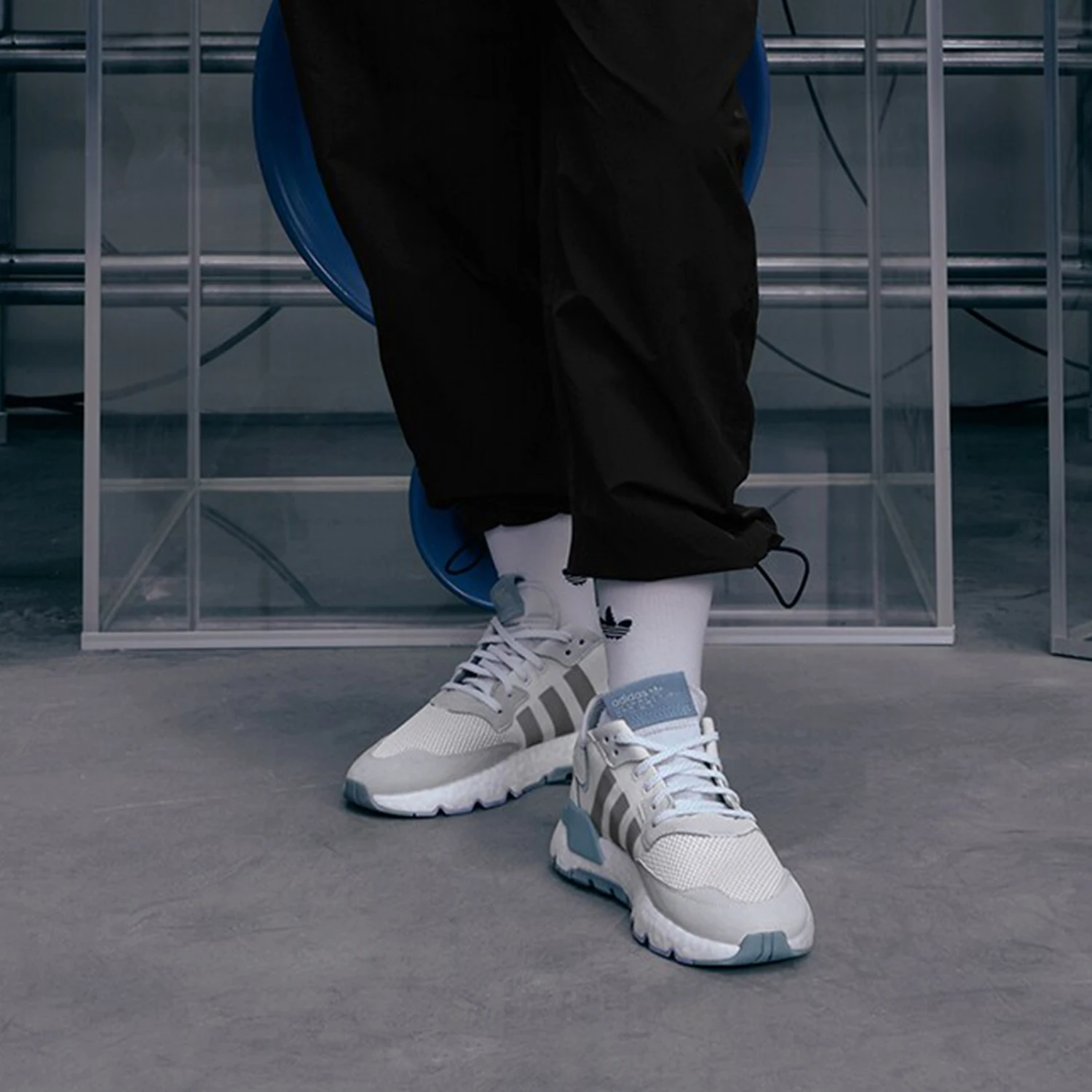 Оригинальные женские дышащие повседневные спортивные кроссовки Adidas Three-leaf с амортизацией IF0419
Оригинальные женские дышащие повседневные спортивные кроссовки Adidas Three-leaf с амортизацией IF0419