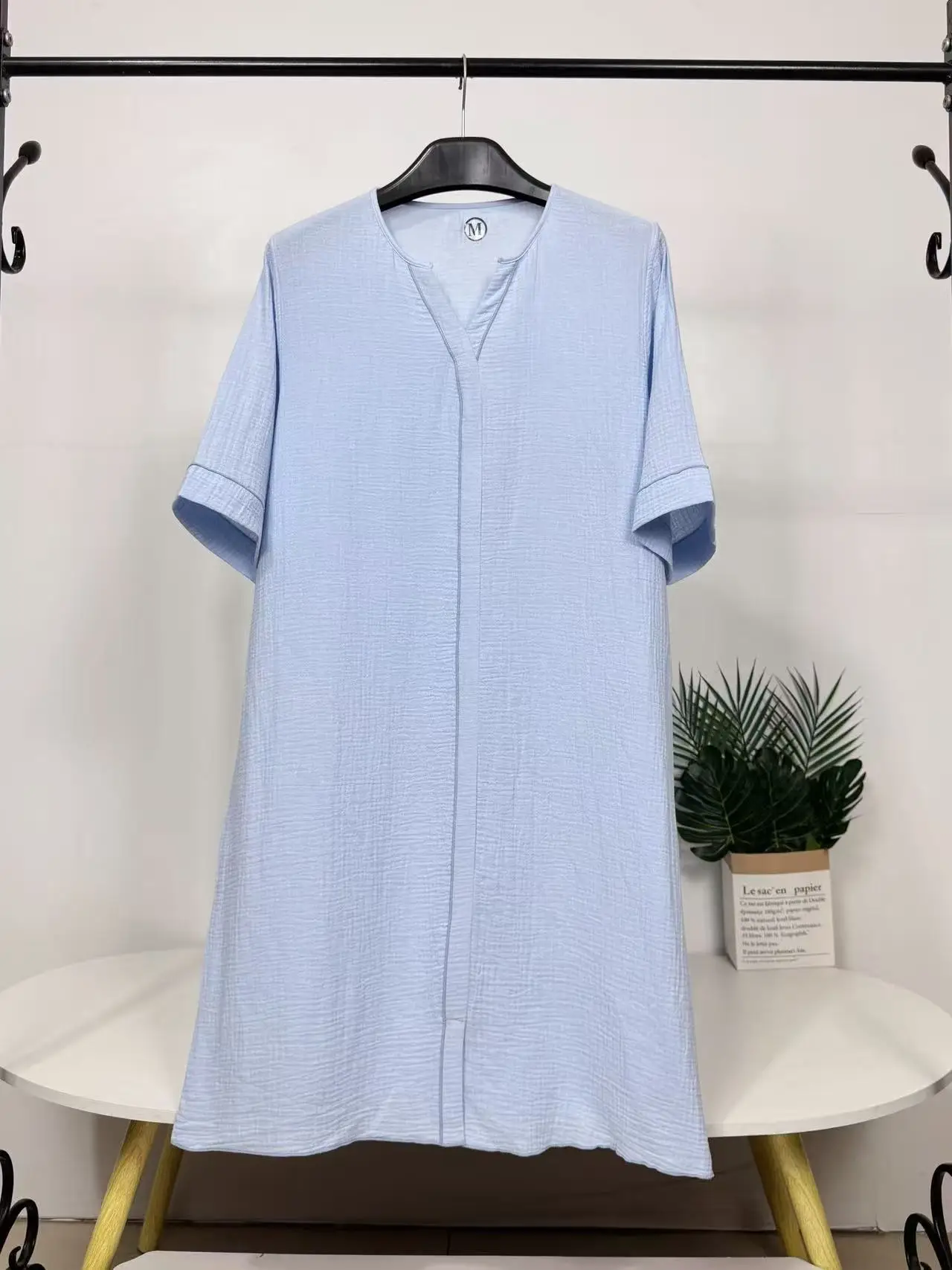 Double Layer Cotton Short Sleeve Sleep Dress Breathable Comfortable Home Clothes Lightweight V-Neck Casual Summer Dress
Double Layer Cotton Short Sleeve Sleep Dress Breathable Comfortable Home Clothes Lightweight V-Neck Casual Summer Dress