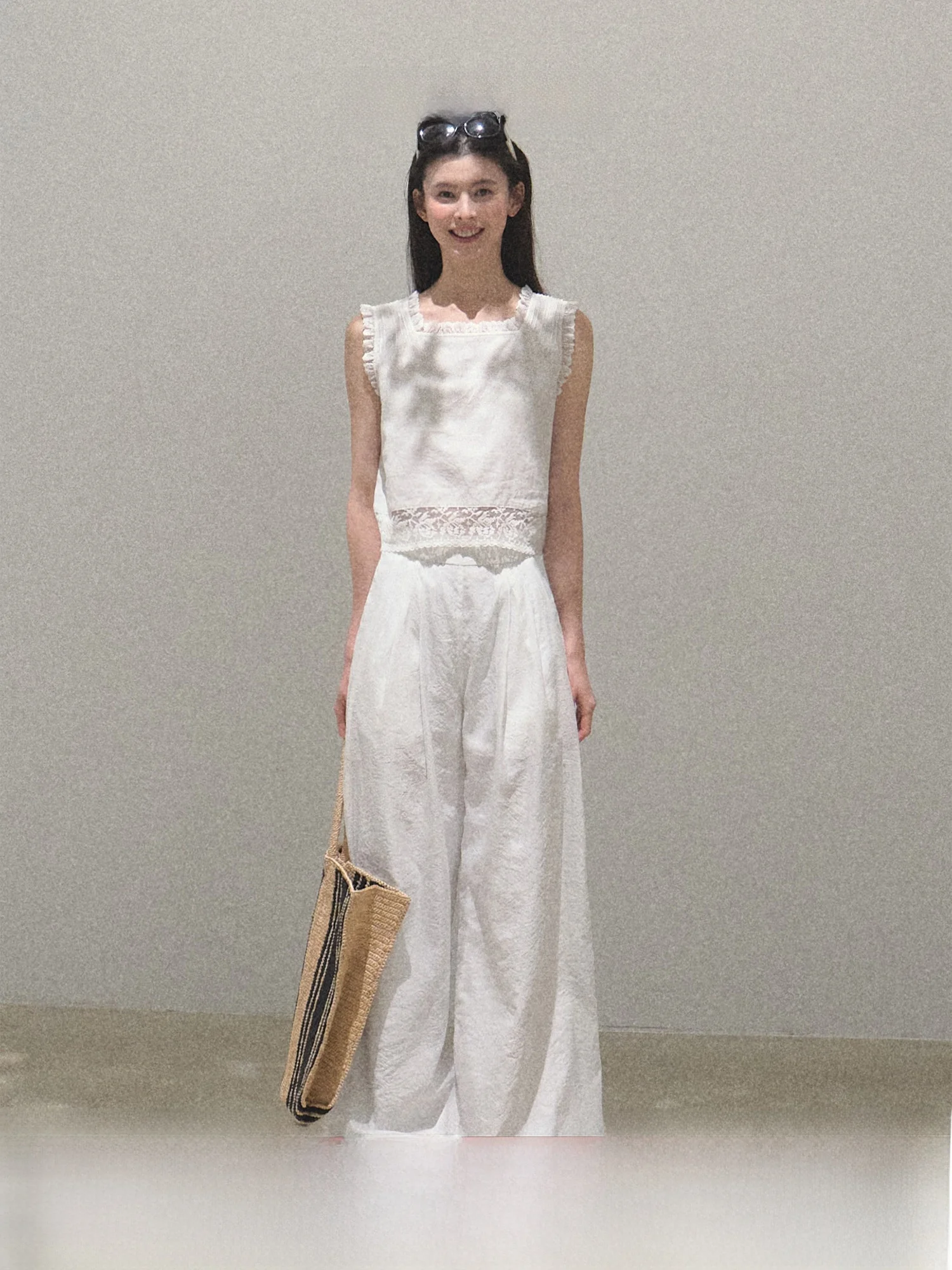 Женский льняной топ OAKMOO ручной работы с кружевной текстурой, квадратным воротником, свободного кроя, укороченный, для делового повседневного стиля, цветной
Женский льняной топ OAKMOO ручной работы с кружевной текстурой, квадратным воротником, свободного кроя, укороченный, для делового повседневного стиля, цветной