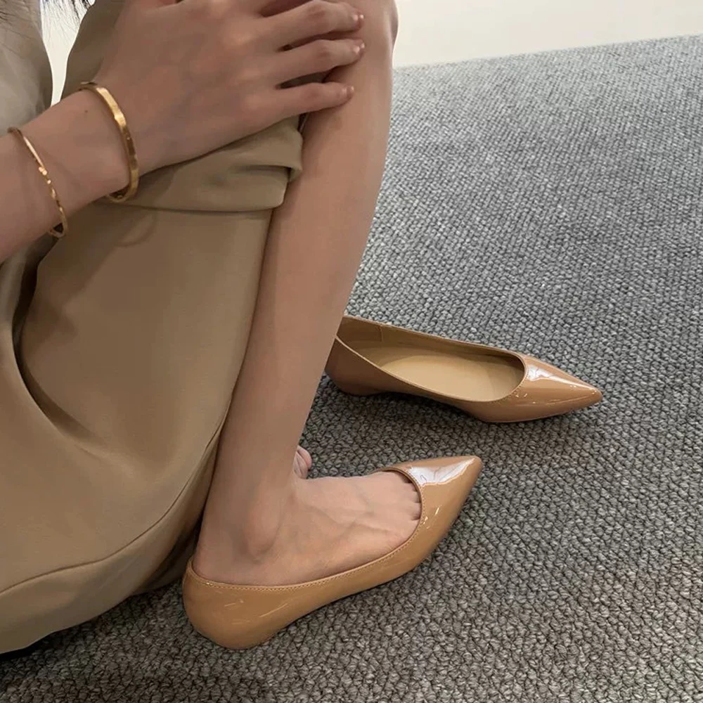 Flats for Womens Closed Pointed Toe Patent Leather Ballet Flat Comfortable Dressy Work Slip On Casual Shoes Red Sole Flats
Flats for Womens Closed Pointed Toe Patent Leather Ballet Flat Comfortable Dressy Work Slip On Casual Shoes Red Sole Flats