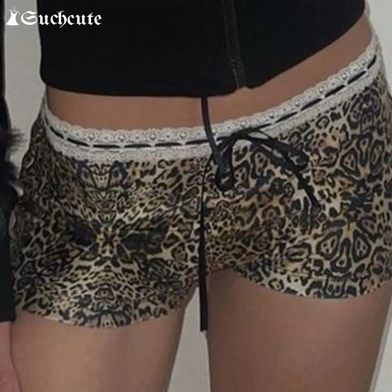 SUCHCUTE Women Leopard Print Shorts Sexy Lace Patchwork Bow Crop Bottoms Y2K Vintage 2000s Low Rise Skinny Short Pants Chic Cute
SUCHCUTE Women Leopard Print Shorts Sexy Lace Patchwork Bow Crop Bottoms Y2K Vintage 2000s Low Rise Skinny Short Pants Chic Cute
