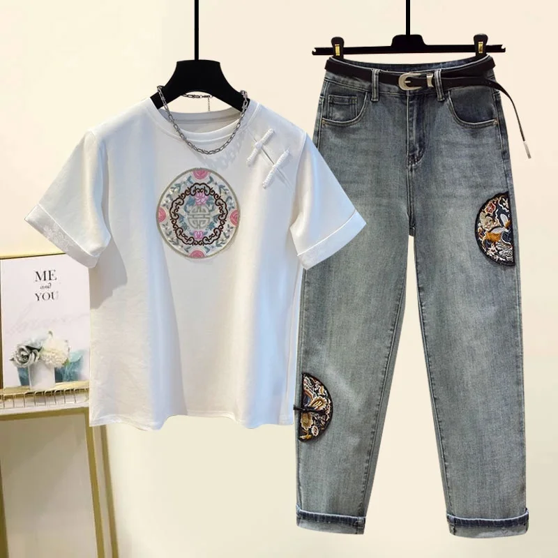 plus Size Summer Outfit Women's 2024 New Style Retro Short Sleeve Top Slimming Jeans Two Piece Set High Waist Nine Pants
plus Size Summer Outfit Women's 2024 New Style Retro Short Sleeve Top Slimming Jeans Two Piece Set High Waist Nine Pants
