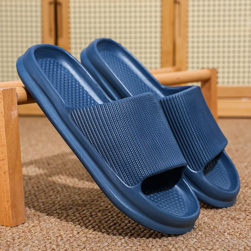 Мужские летние бесшумные тапочки для дома и ванной, противоскользящие, с мягкой подошвой из ЭВА, без запаха, комфортные, легкие, новые
Мужские летние бесшумные тапочки для дома и ванной, противоскользящие, с мягкой подошвой из ЭВА, без запаха, комфортные, легкие, новые