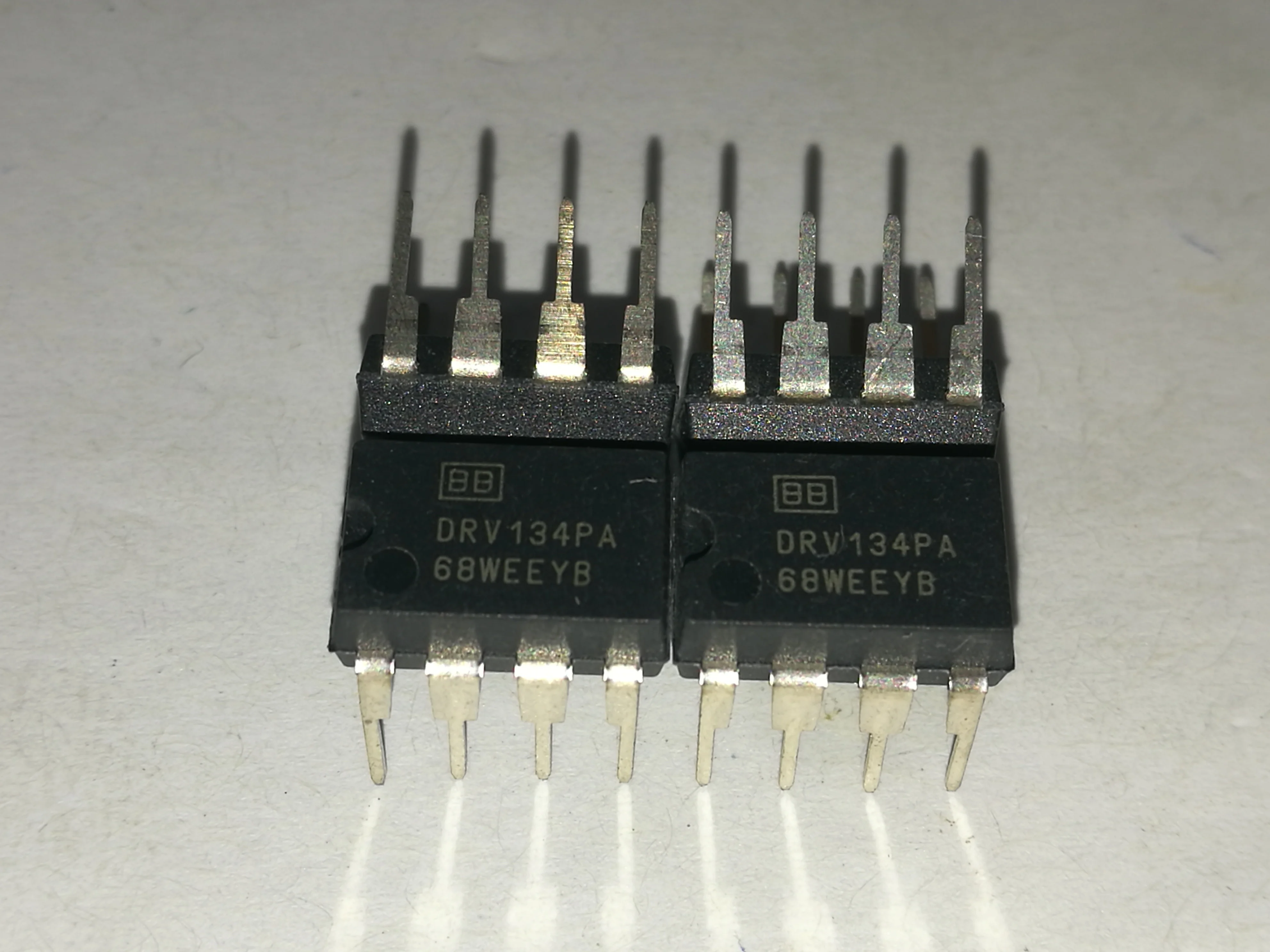 Free shipping DRV134PA ,. 10PCS
Free shipping DRV134PA ,. 10PCS