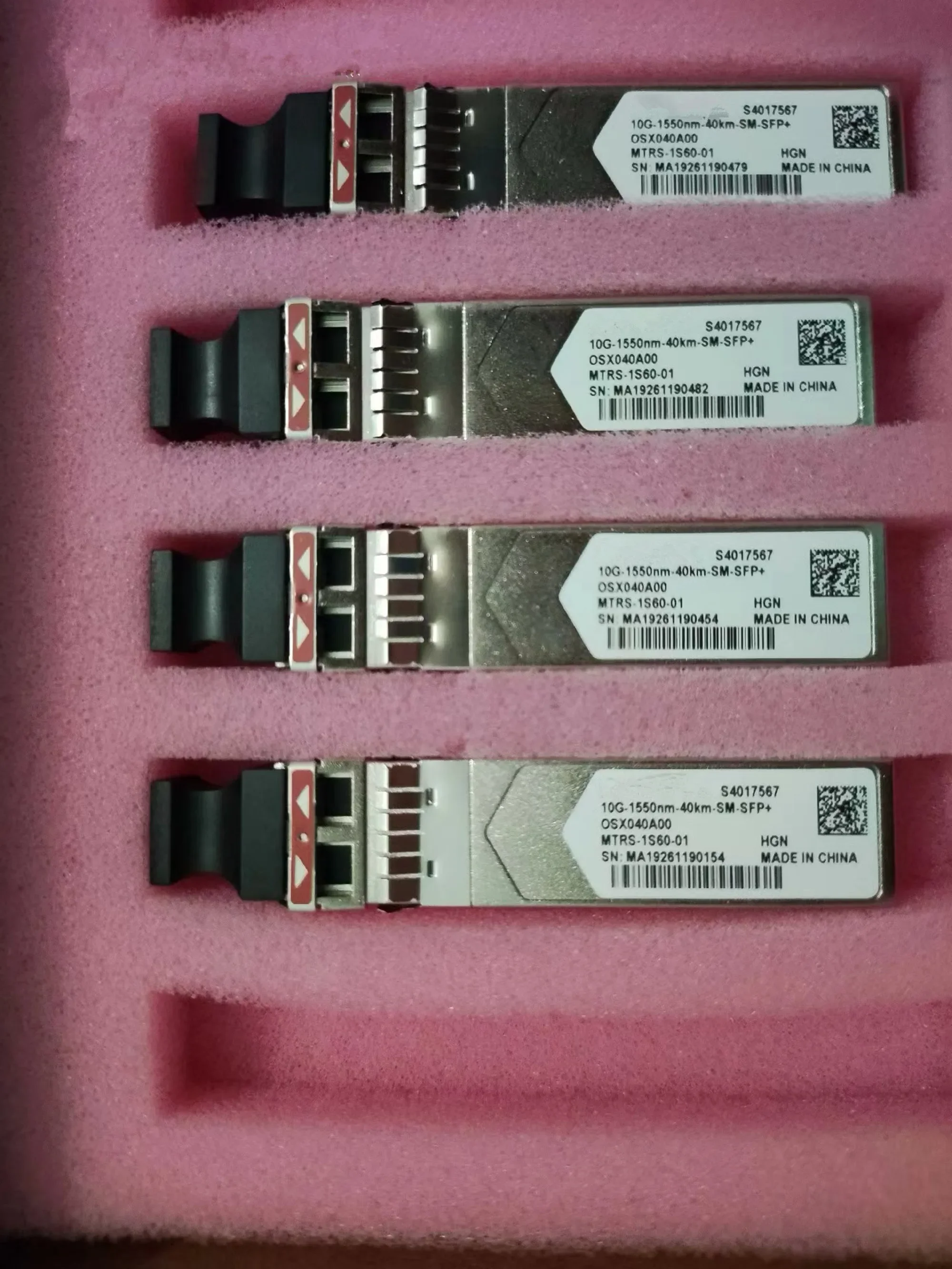 1PCS Original New SFP 40KM 10G Transceiver 10G-1550NM-40KM-SM-SFP+ S4017567 OSX040A00 34060796 10GB 40KM Fiber Optical Module
1PCS Original New SFP 40KM 10G Transceiver 10G-1550NM-40KM-SM-SFP+ S4017567 OSX040A00 34060796 10GB 40KM Fiber Optical Module