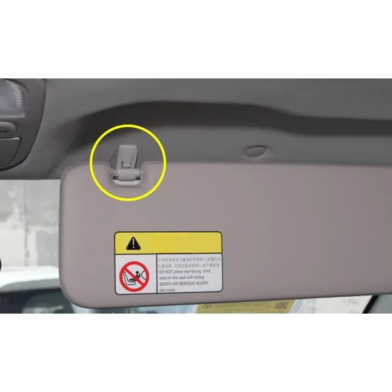 Sun Visor Hook Base Buckle Clip, Original Factory Suitable for SAIC Maxus G10 G20
Sun Visor Hook Base Buckle Clip, Original Factory Suitable for SAIC Maxus G10 G20