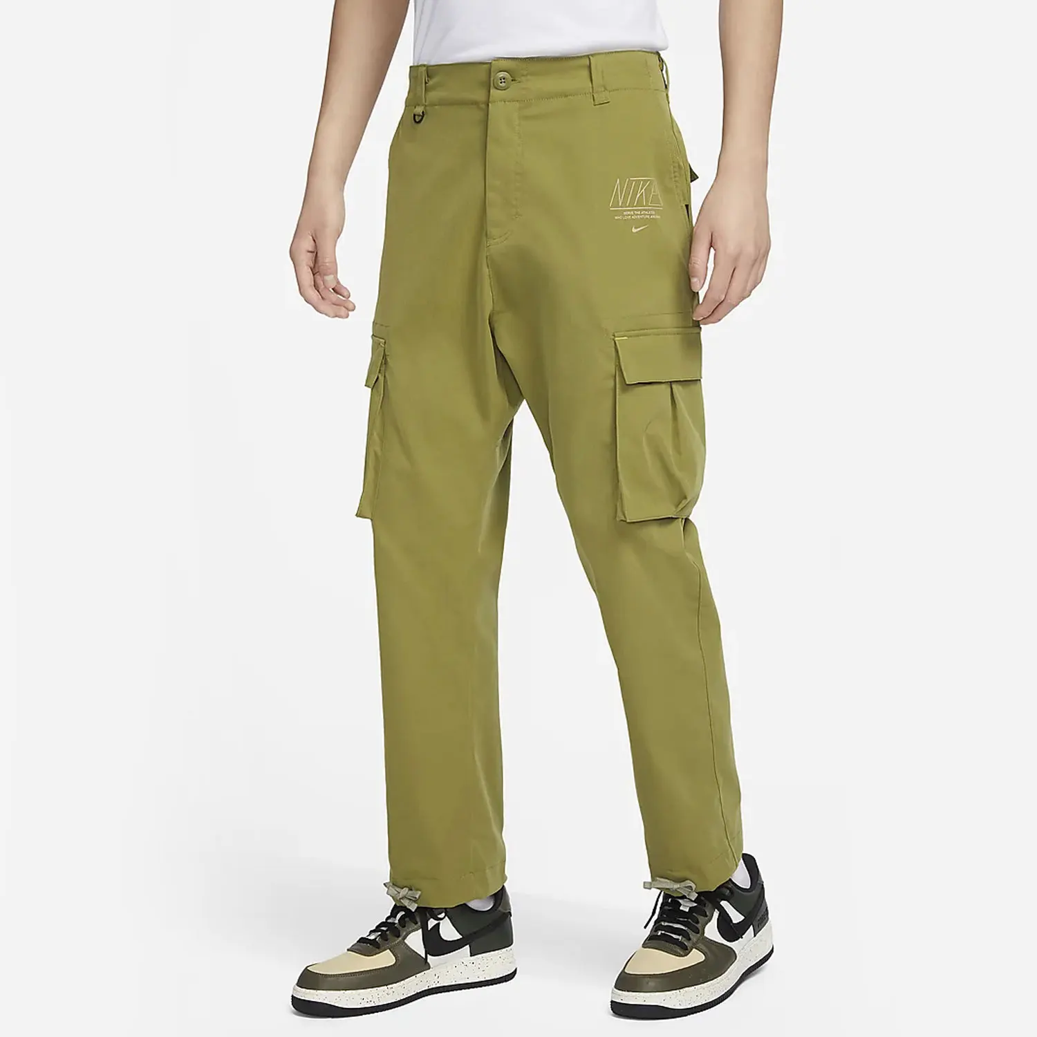 Nike Authentic Sportswear Men's Cargo Big Pocket Pants FQ6566-378
Nike Authentic Sportswear Men's Cargo Big Pocket Pants FQ6566-378