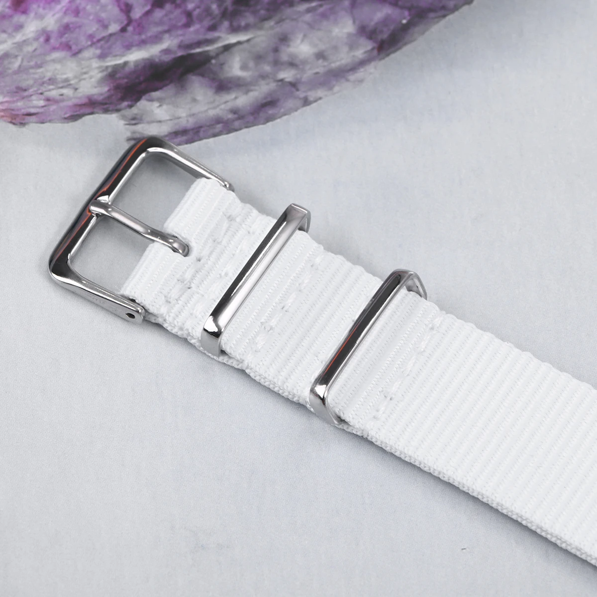Heavy Duty Nylon Watch Strap Replacement Woven 20Mm Watch Bands Breathable Skin-Friendly Easy Install Wristband Strap For Men
Heavy Duty Nylon Watch Strap Replacement Woven 20Mm Watch Bands Breathable Skin-Friendly Easy Install Wristband Strap For Men