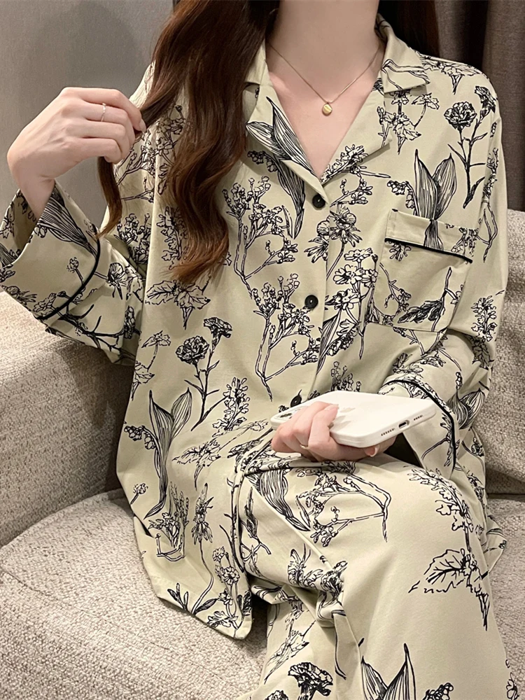 Retro Floral Sleepwear Long Sleeve Cardigan Home Clothes Two-Piece Set for Women Sweet Cute Style Spring Autumn Season
Retro Floral Sleepwear Long Sleeve Cardigan Home Clothes Two-Piece Set for Women Sweet Cute Style Spring Autumn Season