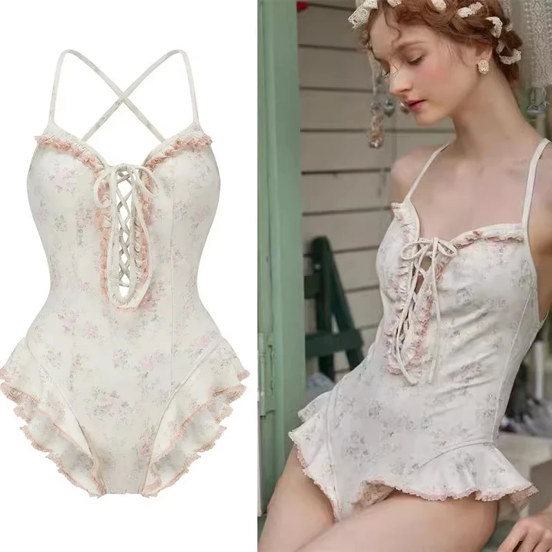 New Sexy Lolita Flower One-piece Swimsuit Women's Swimwear Women's Lace-up Ruffle Swimsuit Summer Backless Beachwear Role Play
New Sexy Lolita Flower One-piece Swimsuit Women's Swimwear Women's Lace-up Ruffle Swimsuit Summer Backless Beachwear Role Play