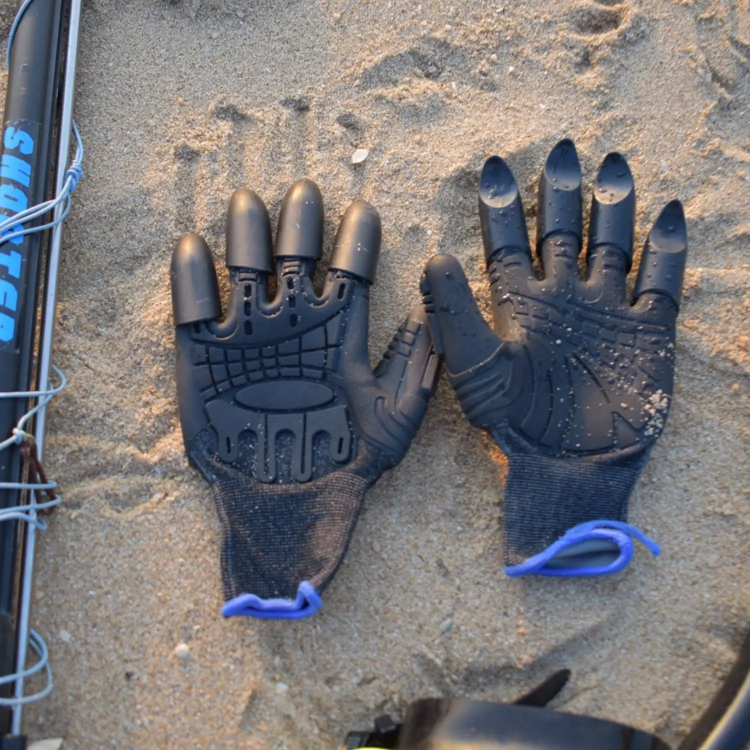 Clam Digging Tools Shell Collecting Gloves Beachcombing Essentials Seashore Exploration Tools Survival Gloves Digging Gloves
Clam Digging Tools Shell Collecting Gloves Beachcombing Essentials Seashore Exploration Tools Survival Gloves Digging Gloves