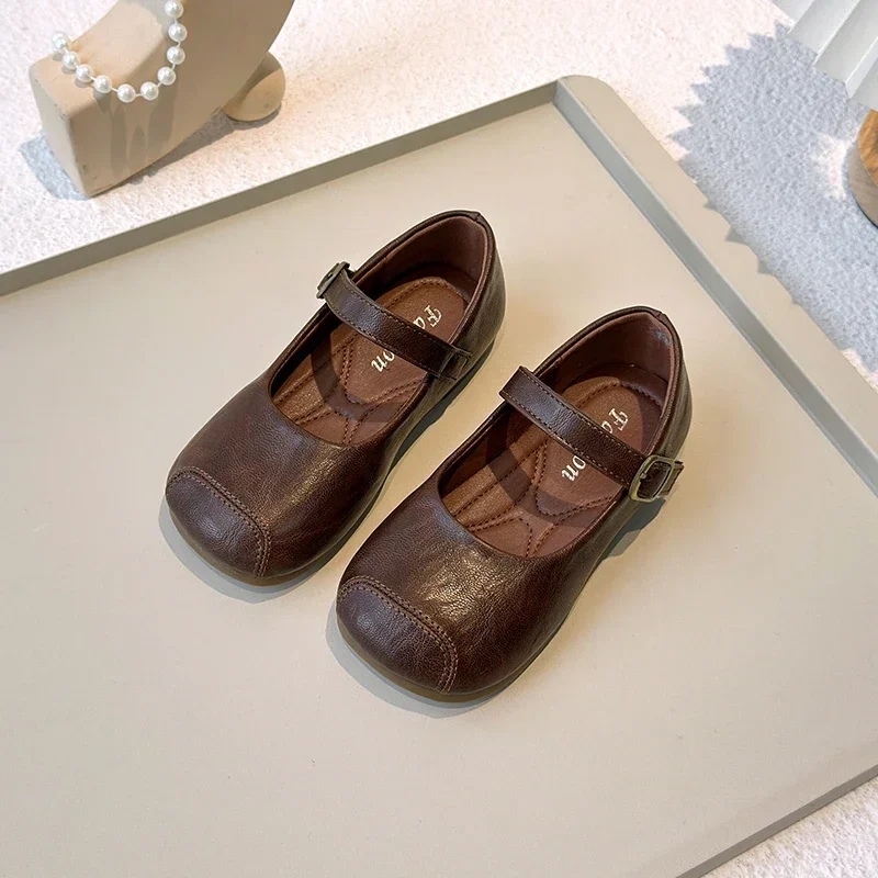 2025 Children Leather Shoes for Girls Spring Autumn New Fashion Korean Style Soft Anti-slippery Versatile Chic Princess Shoe
2025 Children Leather Shoes for Girls Spring Autumn New Fashion Korean Style Soft Anti-slippery Versatile Chic Princess Shoe