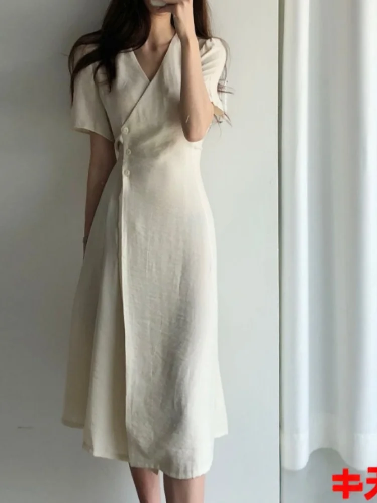 2026 Summer Elegant V Neck 3 Buttons Slim Fit Tie Waist Midi Short Sleeve Dress For Women
2026 Summer Elegant V Neck 3 Buttons Slim Fit Tie Waist Midi Short Sleeve Dress For Women