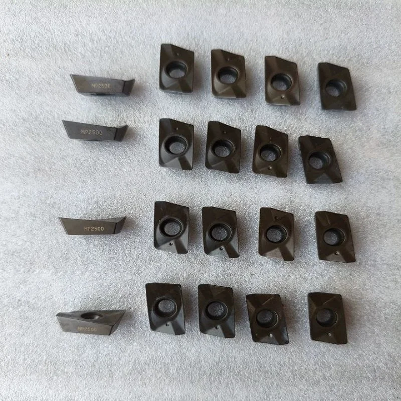 Hard alloy cutting blades XOMX180612TR-M14,MP2501
Hard alloy cutting blades XOMX180612TR-M14,MP2501