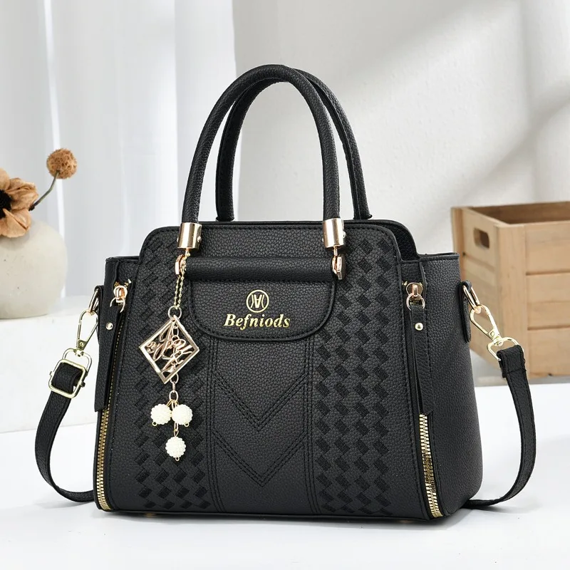 Luxury Brand Women's Simple Shoulder Bags Designer Women's Handbags Fashion Flap Crossbody Bag High Quality Vintage Handbag
Luxury Brand Women's Simple Shoulder Bags Designer Women's Handbags Fashion Flap Crossbody Bag High Quality Vintage Handbag