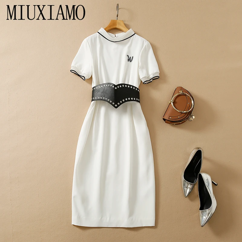 MIUXIMAO 2022 High Quality Spring&Summer Elegant Dress Short Sleeve Choker Belt Fashion Casual Knee-length Dress Women Vestides
MIUXIMAO 2022 High Quality Spring&Summer Elegant Dress Short Sleeve Choker Belt Fashion Casual Knee-length Dress Women Vestides