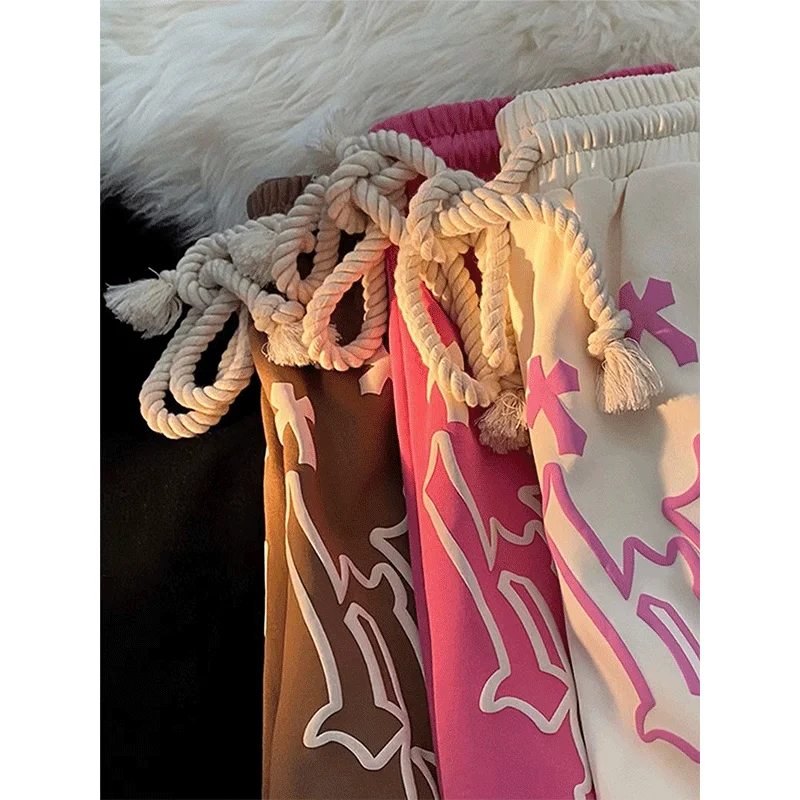 American Retro Dstring orts Men Summer Loose Sports Five-Point Bubble Casual Pants Trendy Streetwear Lightweight Breathable
American Retro Dstring orts Men Summer Loose Sports Five-Point Bubble Casual Pants Trendy Streetwear Lightweight Breathable