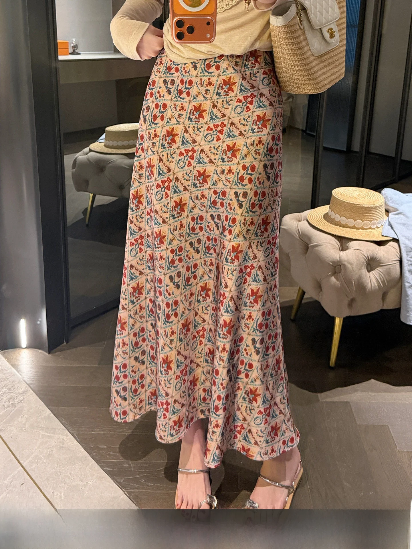 Kun Total Beach Love Story Floral Print Satin Halter Neck Dress Women's Spring Fashion A-Line Skirt High Waist Polyester...
Kun Total Beach Love Story Floral Print Satin Halter Neck Dress Women's Spring Fashion A-Line Skirt High Waist Polyester...