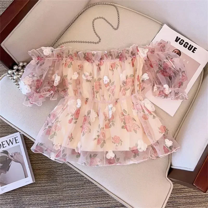 Small Fresh and Sweet Floral Chiffon Shirt Women's Summer New French Puff Sleeve One-shoulder Short Top
Small Fresh and Sweet Floral Chiffon Shirt Women's Summer New French Puff Sleeve One-shoulder Short Top