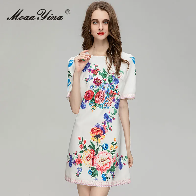 MoaaYina High Quality Fashion Summer Designer Luxury Loose Dress Women's O-Neck Diamond Beading Floral Print Mini Short Dress
MoaaYina High Quality Fashion Summer Designer Luxury Loose Dress Women's O-Neck Diamond Beading Floral Print Mini Short Dress
