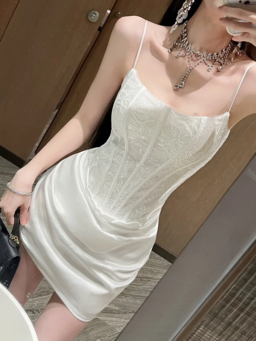 White High-End Feel Strapless Dress Splice Sexy Fishbone Waist in Short Skirt French Style Women's Fashion Spring Summer Autu...
White High-End Feel Strapless Dress Splice Sexy Fishbone Waist in Short Skirt French Style Women's Fashion Spring Summer Autu...