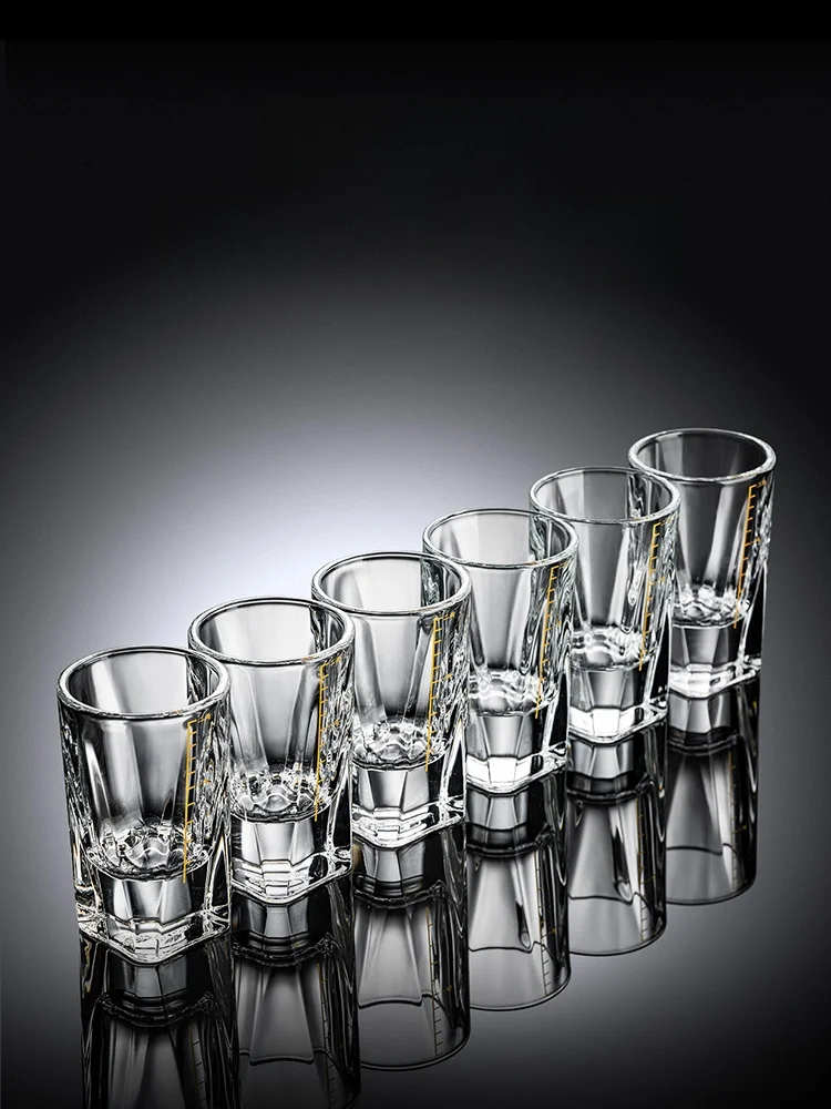 Luxury Home Use Crystal Glass Baijiu Cup Set Creative Personal Dedicated Alcohol Utensils Cup Holder Two Oz with Scale
Luxury Home Use Crystal Glass Baijiu Cup Set Creative Personal Dedicated Alcohol Utensils Cup Holder Two Oz with Scale