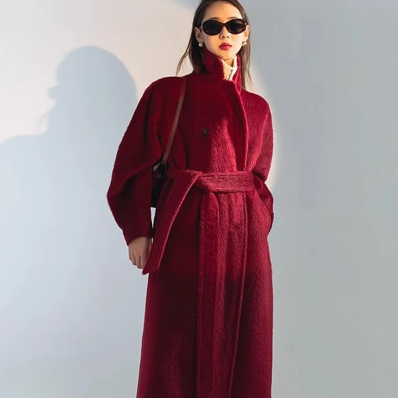 Luxury Peruvian Suli Alpaca Cashmere Woolen Overcoat Women's Double-sided Thicken Warm Long Wool Coat For Winter Snowwear PI2038
Luxury Peruvian Suli Alpaca Cashmere Woolen Overcoat Women's Double-sided Thicken Warm Long Wool Coat For Winter Snowwear PI2038