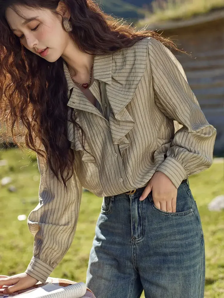 French Retro Ruffled Striped Long Sleeve Shirt Women 2025 Spring Lapel Single Breasted Lady Tops Elegant Fashion Blouse
French Retro Ruffled Striped Long Sleeve Shirt Women 2025 Spring Lapel Single Breasted Lady Tops Elegant Fashion Blouse