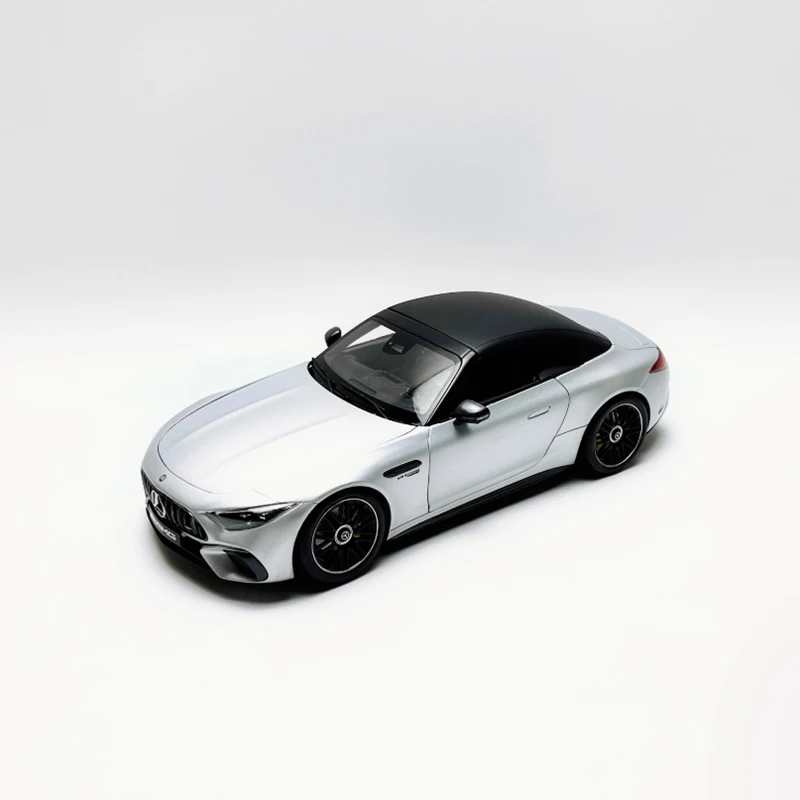 iScale масштаб 1:18 SL63 AMG модель автомобиля из сплава, статическая коллекция, украшенные праздничные подарки, игрушки
iScale масштаб 1:18 SL63 AMG модель автомобиля из сплава, статическая коллекция, украшенные праздничные подарки, игрушки