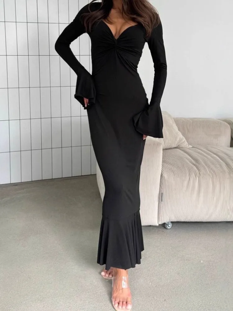 Dress Women's Sexy V Neck Twist Low Cut Long Sleeve Ruffled Elegant Long Dress Solid Color Slim Temperament Hepburn Style Chic
Dress Women's Sexy V Neck Twist Low Cut Long Sleeve Ruffled Elegant Long Dress Solid Color Slim Temperament Hepburn Style Chic