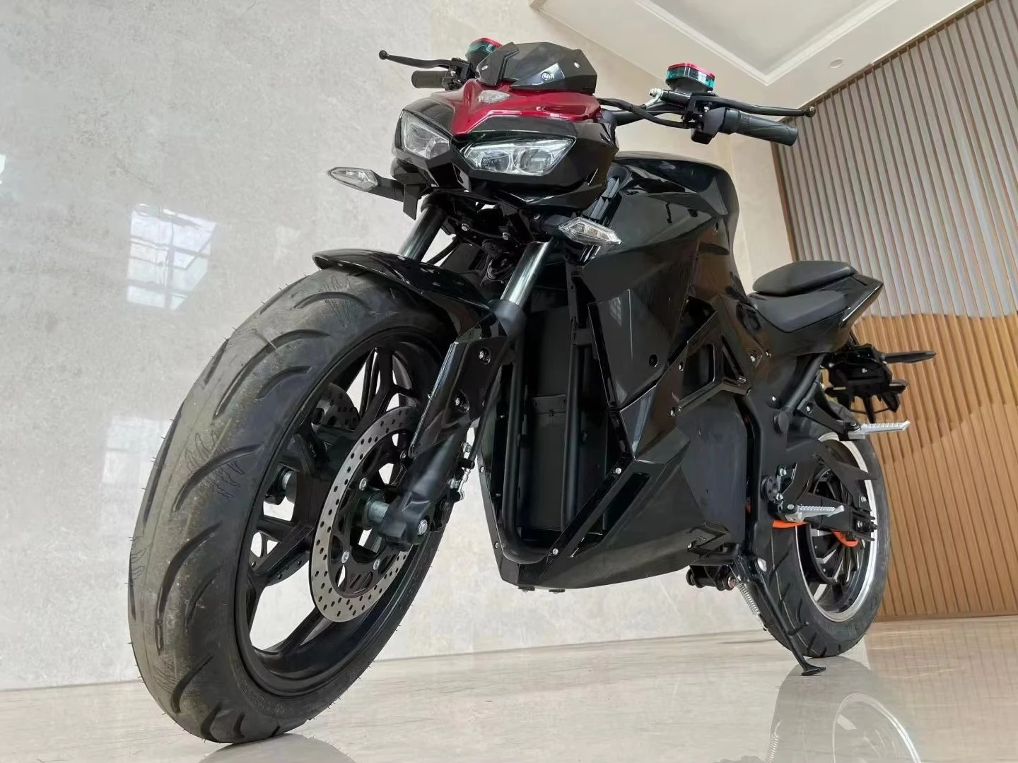 STLF Top Selling Eec Coc Street Legal E Electric Motorcycle with Removable Battery for Adults with 10KW 72V120AH
STLF Top Selling Eec Coc Street Legal E Electric Motorcycle with Removable Battery for Adults with 10KW 72V120AH