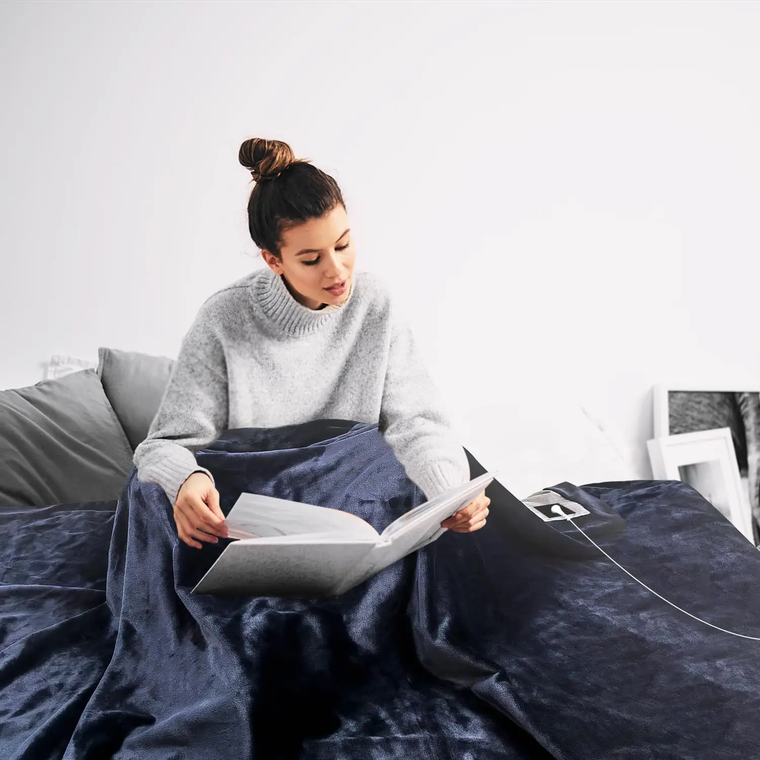 MAXSHARER Grounding blanket conductive silver fiber Earthing bed sheet grounded Throw kit blanket for Better sleep well healthy
MAXSHARER Grounding blanket conductive silver fiber Earthing bed sheet grounded Throw kit blanket for Better sleep well healthy