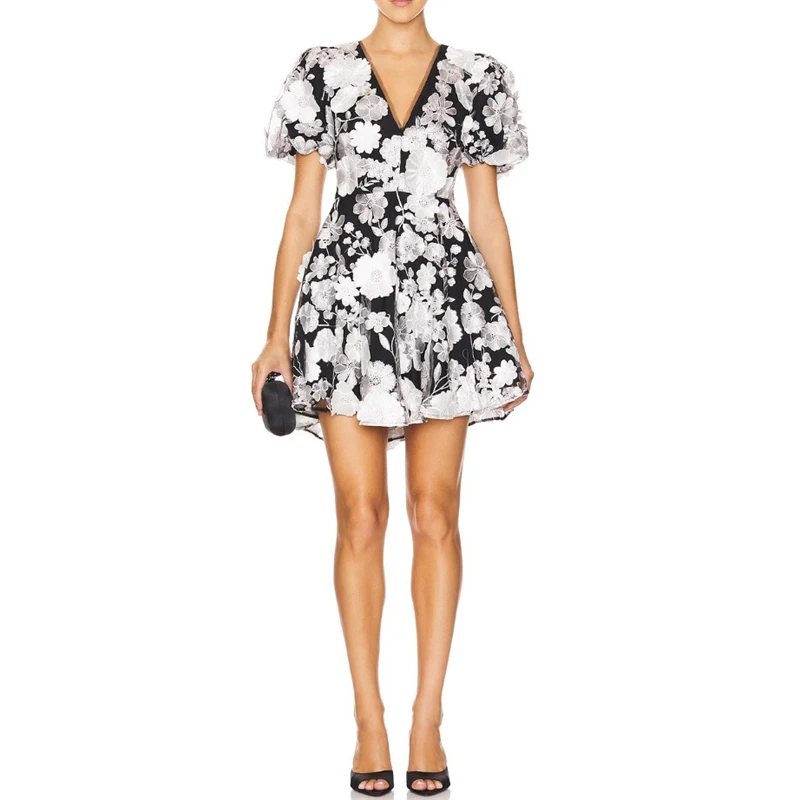 Spring Summer New Women's V-Neck Floral Patchwork Short Sleeve Dress Y2K High-Quality Crochet Waist A-Line Mini Skirt
Spring Summer New Women's V-Neck Floral Patchwork Short Sleeve Dress Y2K High-Quality Crochet Waist A-Line Mini Skirt