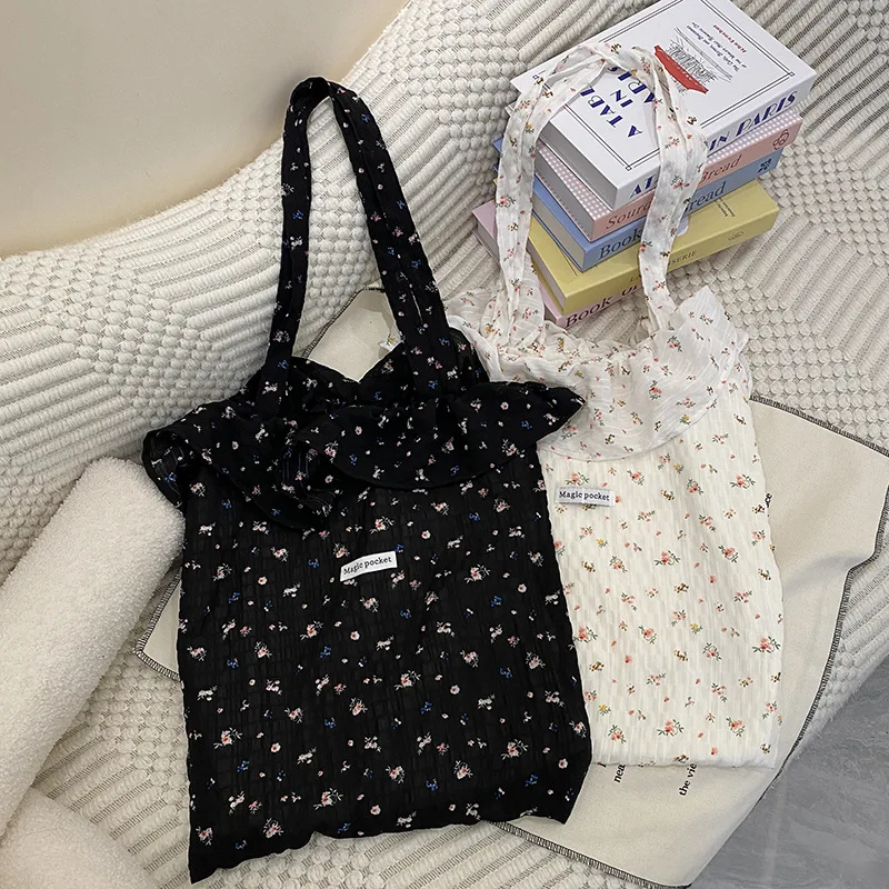 New Fresh Sweet Cherry Floral Shoulder Bag Fashion Ruffled Large Capacity Canvas Tote Bag
New Fresh Sweet Cherry Floral Shoulder Bag Fashion Ruffled Large Capacity Canvas Tote Bag