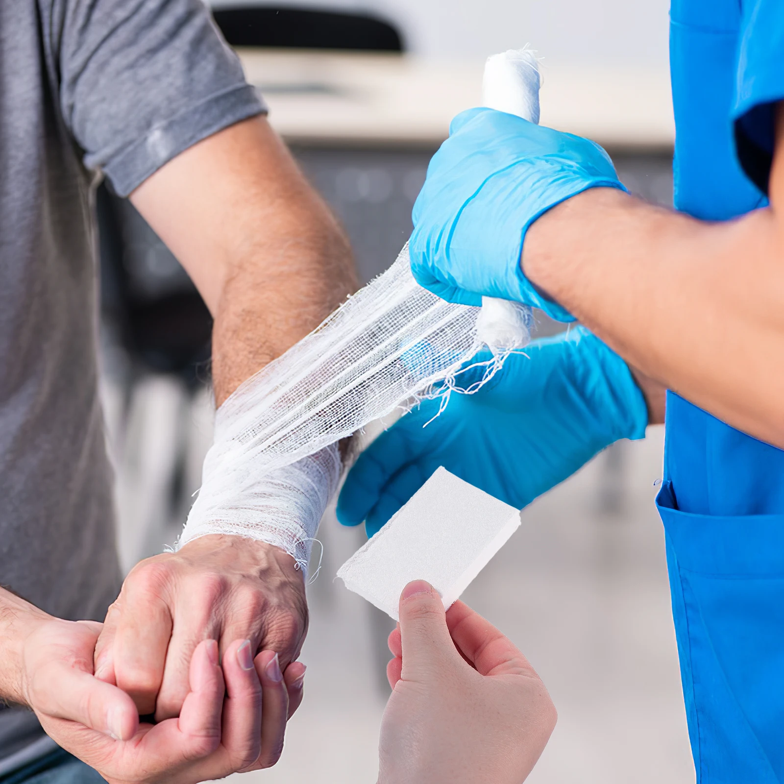 Gauze Block Roll Trauma Dressing Emergency Bandage Wrap Outdoor Aid Fixed Compression Bandage Roll
Gauze Block Roll Trauma Dressing Emergency Bandage Wrap Outdoor Aid Fixed Compression Bandage Roll